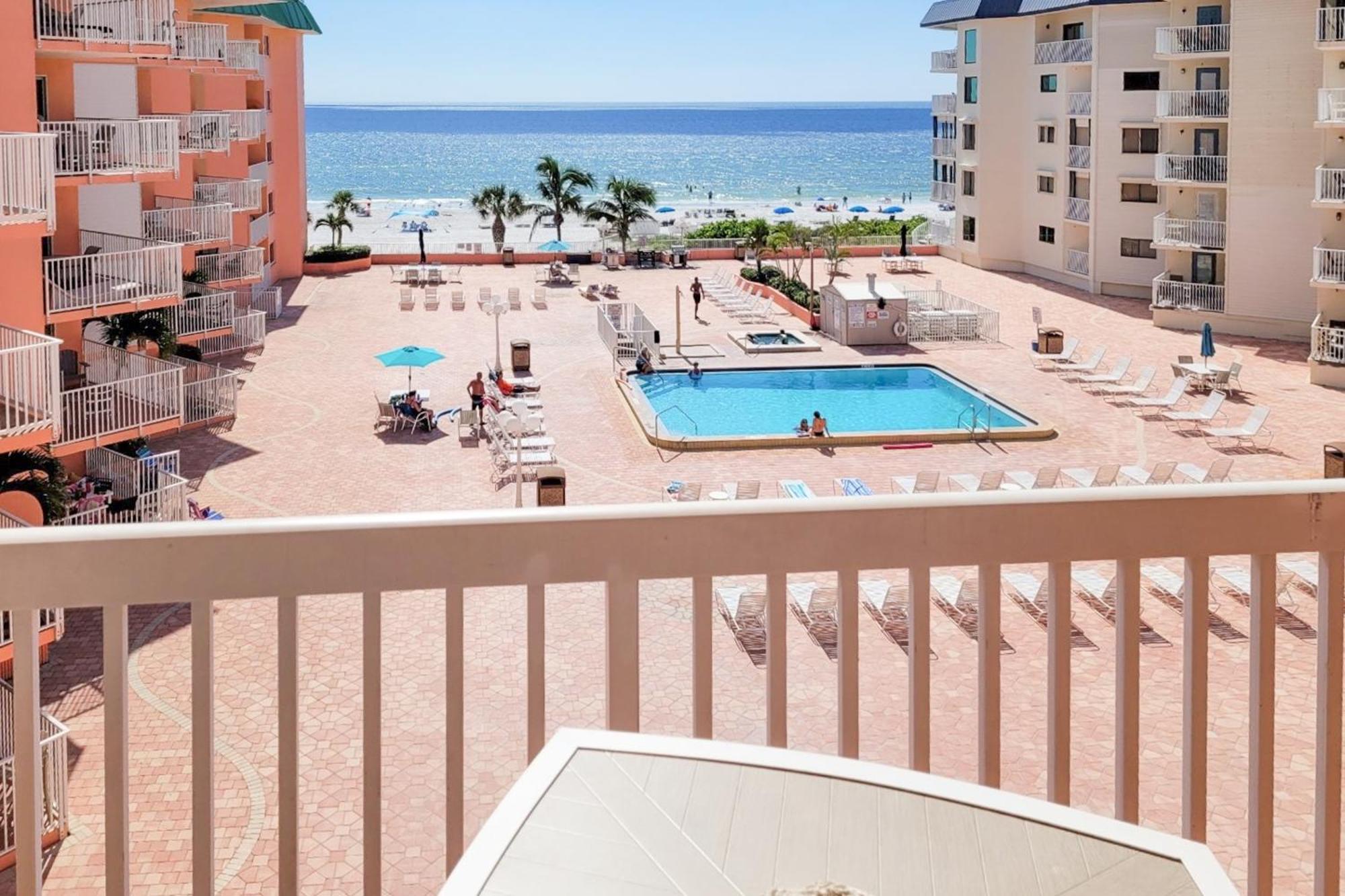 Beach Cottage 2402 Clearwater Beach Exteriör bild